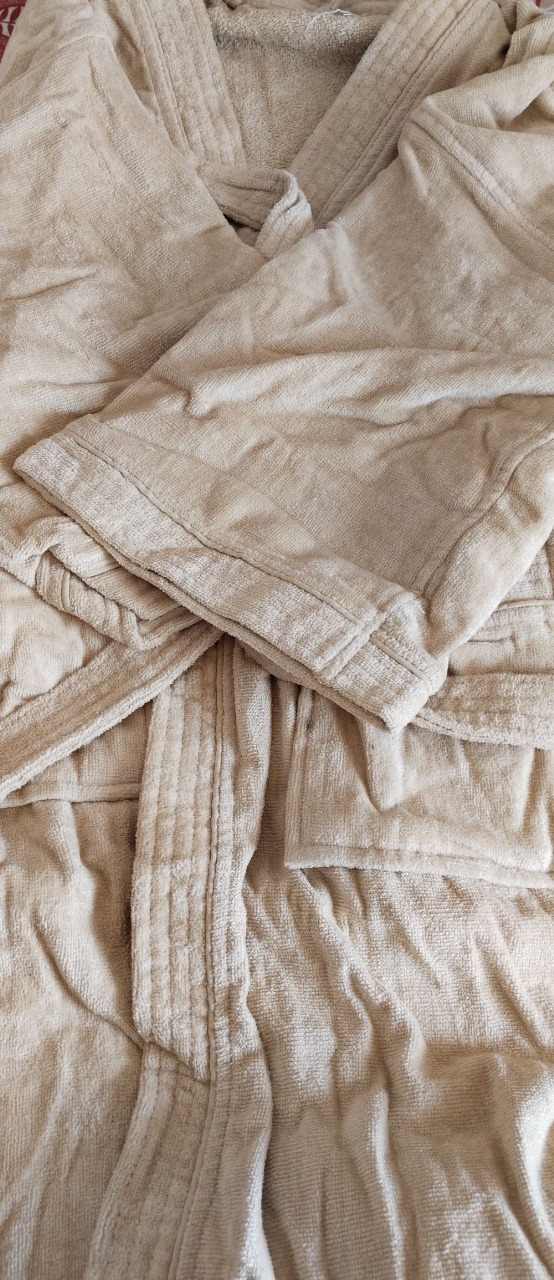 Bathrobe 