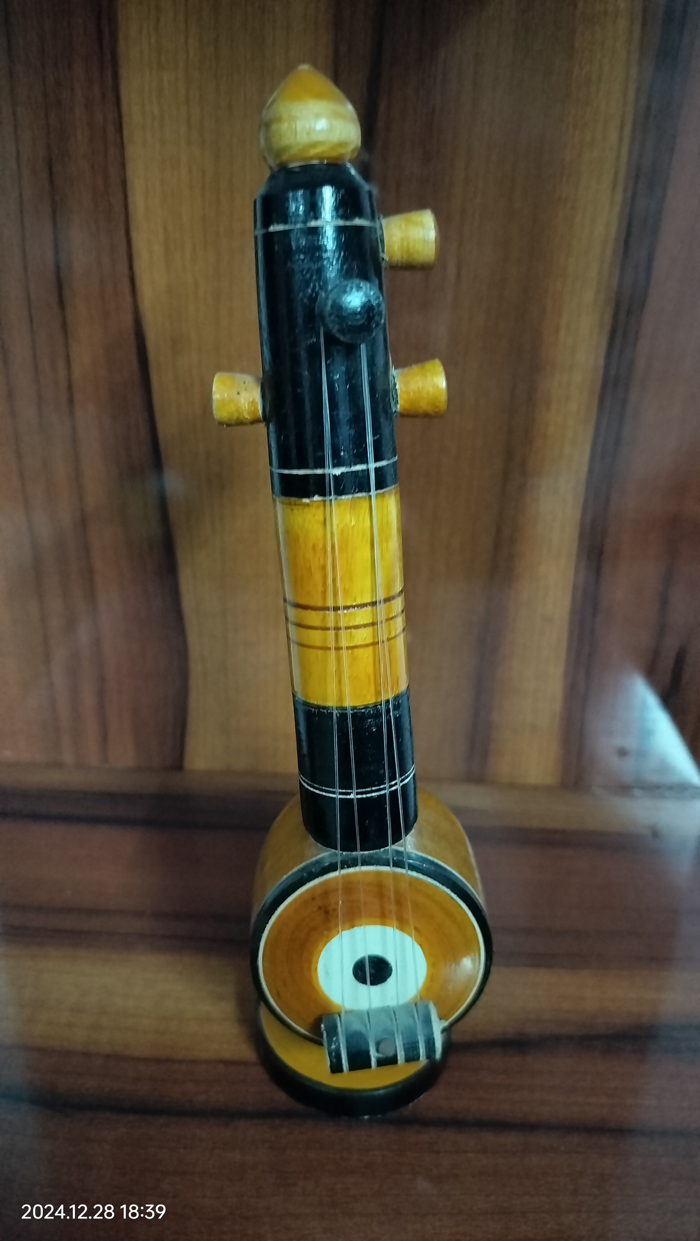 Decorative Veena 