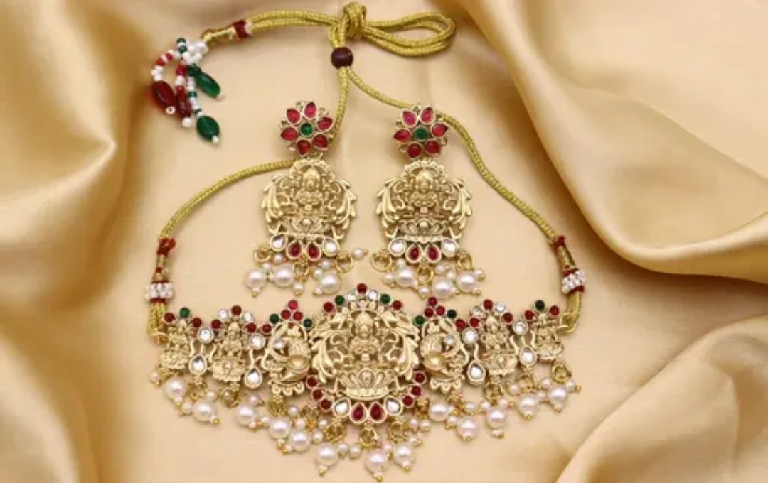 Choker Necklace Jewellery Set 